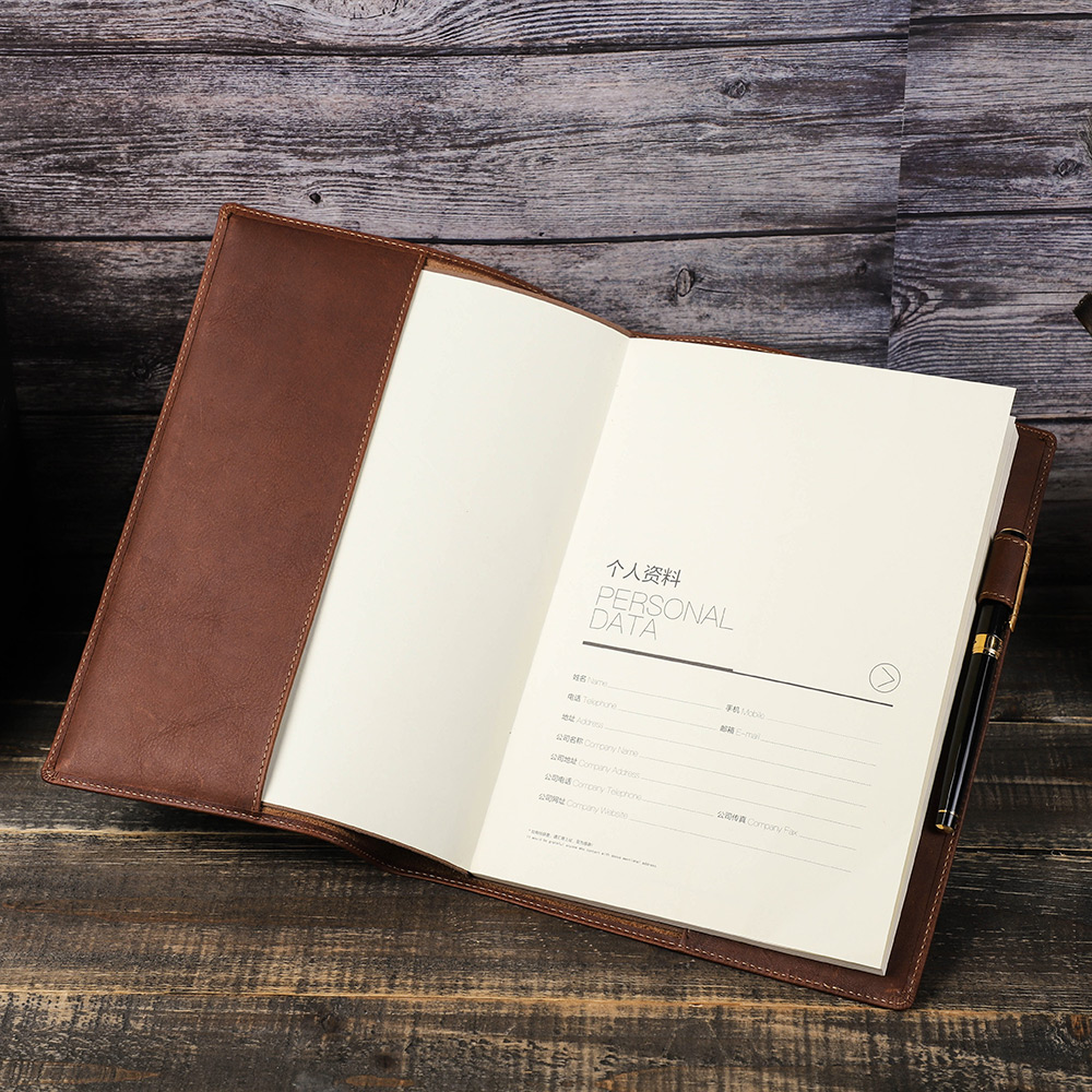 Retro lederen boekomslag hoesb - Stationery Books recensie en prijs